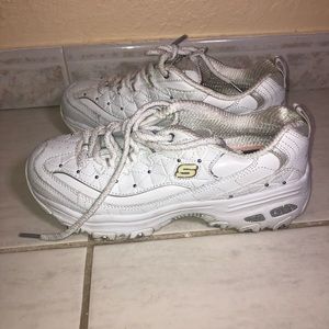 White Sketcher